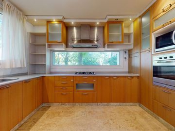 Casa en  Venta en Abril Club de Campo