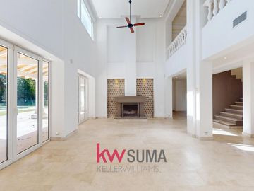 Casa en  Venta en Abril Club de Campo
