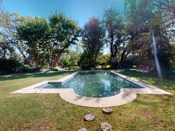 Casa en  Venta en Abril Club de Campo