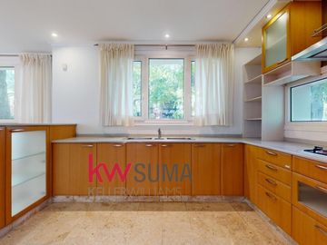 Casa en  Venta en Abril Club de Campo