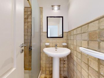 Casa en  Venta en Abril Club de Campo