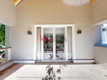Casa en  Venta en Abril Club de Campo