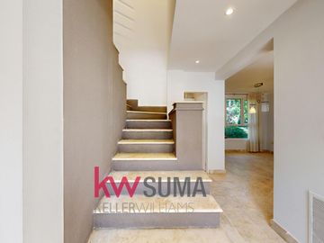 Casa en  Venta en Abril Club de Campo