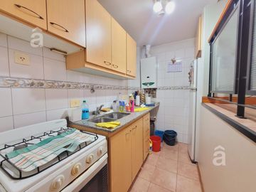 Dpto en Venta en Villa Ballester muy proximo al centro, 2 Amb con espacio guardacoche