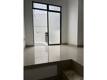 SE VENDE CASA EN CONJUNTO CERRADO EN SECTOR TRANQUILO EN DOSQUEBRADAS