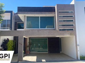 CASA EN VENTA SIERRA NOGAL LEÓN GUANAJUATO