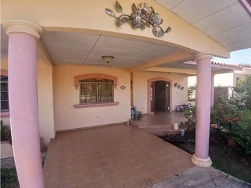 VENDO CASA RESIDENCIAL FUENTES DE LA VILLA - LA VILLA DE LOS SANTOS