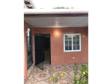 SE VENDE DOS CENTRICAS CASAS EN CHITRE
