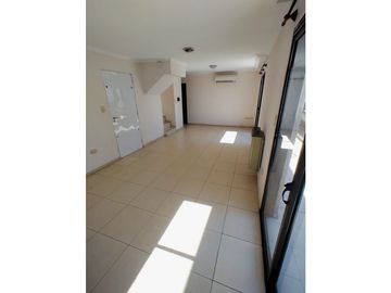 PENTHOUSE EN VENTA - 2 TERRAZAS - 2 DORM - 2 BAÑOS - AV. POETA LUGONES