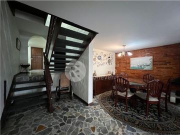 Casa en arriendo, barrio Palermo, Manizales