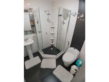 Venta de casa independiente Los Nogales