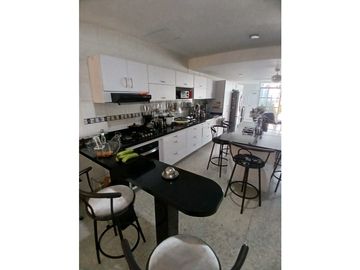 Venta de casa independiente Los Nogales