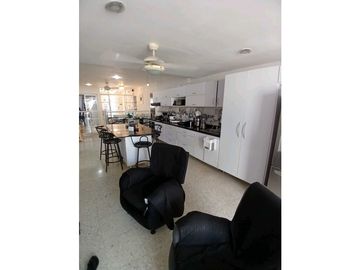 Venta de casa independiente Los Nogales