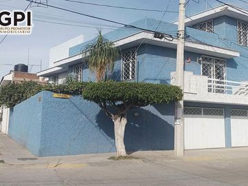 CASA EN VENTA HACIENDA DE ECHEVESTE LEÓN GTO.