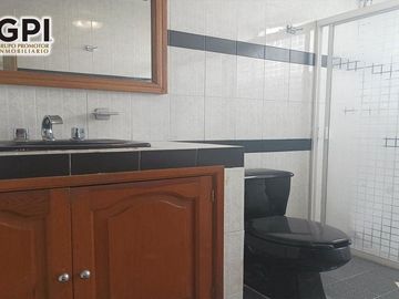 CASA EN VENTA HACIENDA DE ECHEVESTE LEÓN GTO.