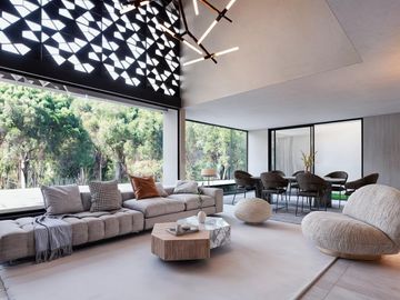 Casa en  venta en esquina, Lomas de Angelopolis, Puebla.