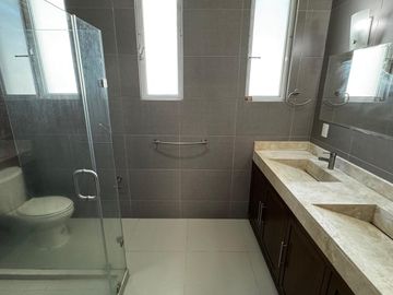 Casa En Venta Cañada Del Refugio Sur León Guanajuato