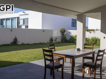 CASA EN VENTA DE 5 RECÁMARAS RESIDENCIAL EL MOLINO LEÓN GTO