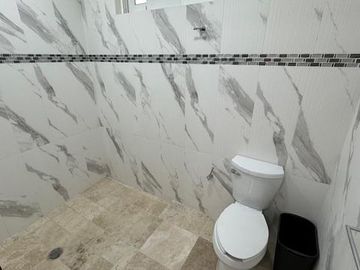 CASA EN VENTA DE 5 RECÁMARAS RESIDENCIAL EL MOLINO LEÓN GTO