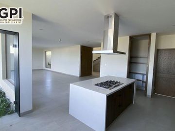 CASA EN VENTA RESIDENCIAL MOLINO & GOLF LEÓN GTO