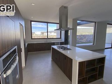 CASA EN VENTA RESIDENCIAL MOLINO & GOLF LEÓN GTO