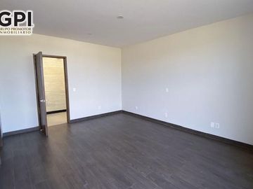 CASA EN VENTA RESIDENCIAL MOLINO & GOLF LEÓN GTO