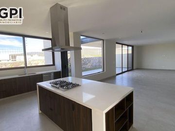 CASA EN VENTA RESIDENCIAL MOLINO & GOLF LEÓN GTO