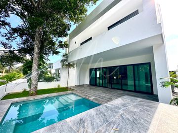 Casa en Venta en Cancun, Lagos del sol