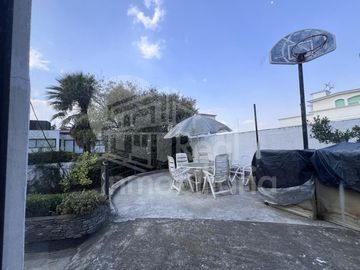 Casa para remodelar en Valle Escondido