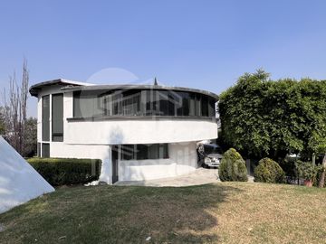 Casa para remodelar en Valle Escondido