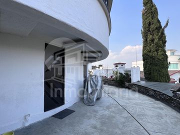 Casa para remodelar en Valle Escondido