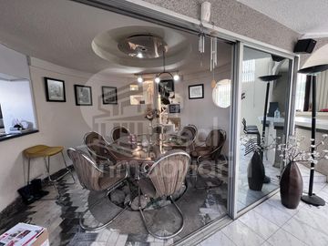 Casa para remodelar en Valle Escondido