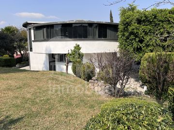 Casa para remodelar en Valle Escondido