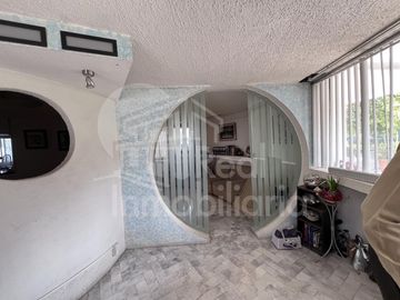 Casa para remodelar en Valle Escondido