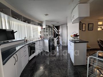 Casa para remodelar en Valle Escondido