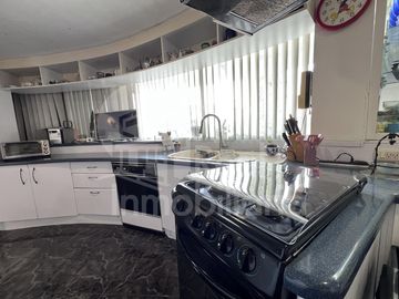 Casa para remodelar en Valle Escondido