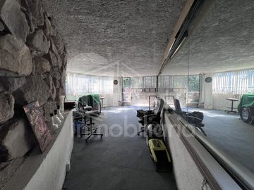 Casa para remodelar en Valle Escondido