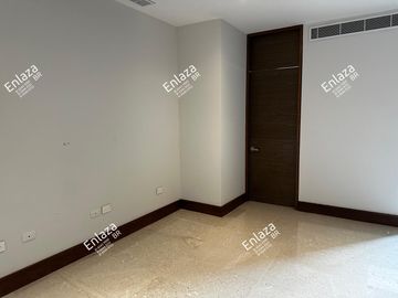Departamento en Venta de 3 Recámaras en Santa Engracia