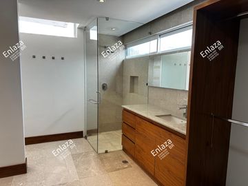 Departamento en Venta de 3 Recámaras en Santa Engracia
