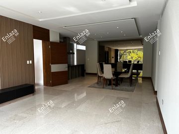 Departamento en Venta de 3 Recámaras en Santa Engracia