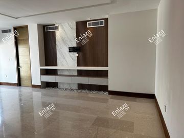 Departamento en Venta de 3 Recámaras en Santa Engracia