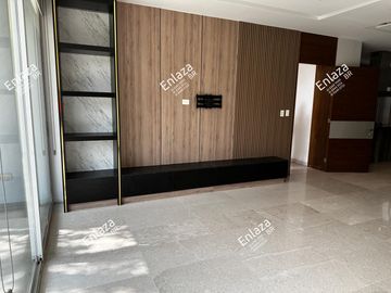Departamento en Venta de 3 Recámaras en Santa Engracia