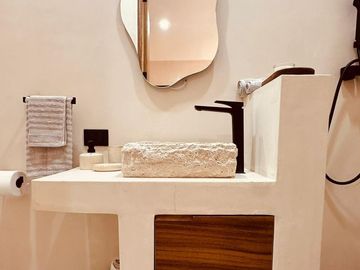 DEPARTAMENTO EN VENTA UBICADO EN TULUM A 5 MINUTOS DEL MAR