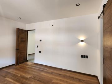 Casa en  Venta en Club de Golf Altozano con Casa Club