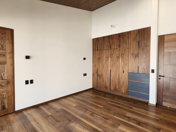 Casa en  Venta en Club de Golf Altozano con Casa Club