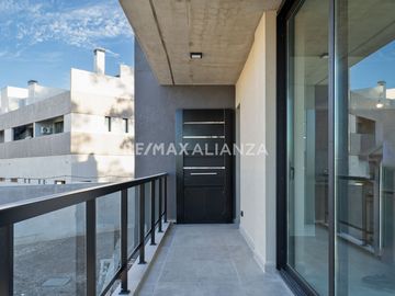 DEPARTAMENTO 3 AMBIENTES VENTA CANNING CON JARDÍN