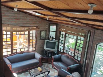 Venta Quinta Guayllabamba con árboles frutales