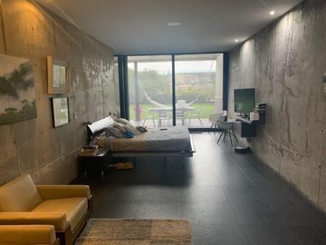 Venta Espectacular Casa 5 dormitorios en Urbanización Pillagua. Sector Santa Ines. Cumbayá. SC