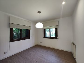 Casa en venta en Parque Leloir