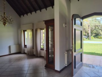 Casa en venta en Parque Leloir